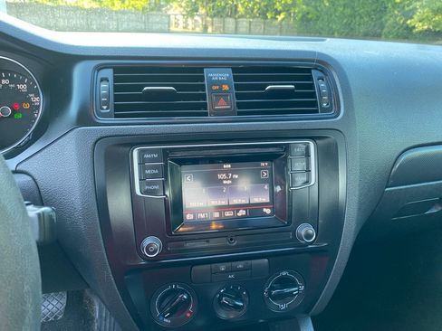 Used 2016 Volkswagen Jetta S FWD image 13