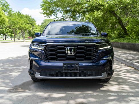 Used 2024 Honda Pilot EX-L image 3