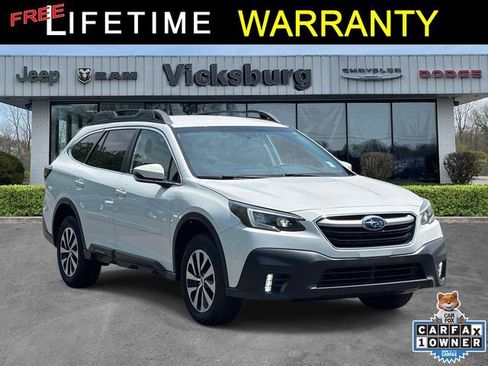 Used 2022 Subaru Outback Premium AWD/4WD image 1