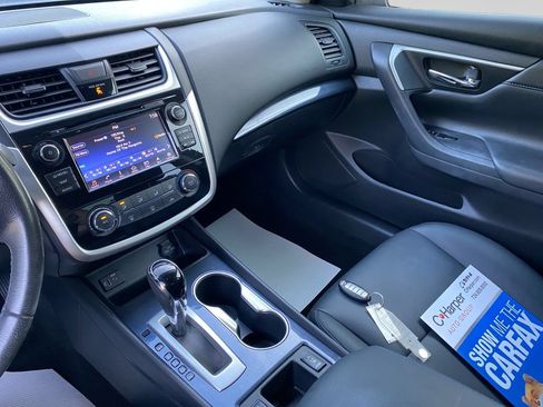 Used 2018 Nissan Altima 2.5 SR w/ SR Special Edition FWD image 31