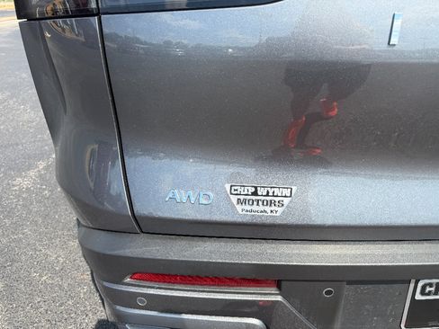 Used 2025 INFINITI QX60 Sensory AWD/4WD image 10