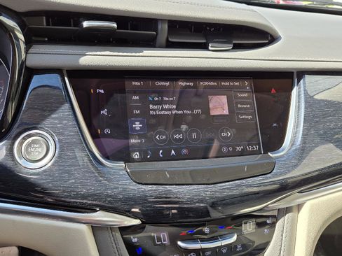 Used 2024 Cadillac XT6 Premium Luxury w/ Technology Package image 25