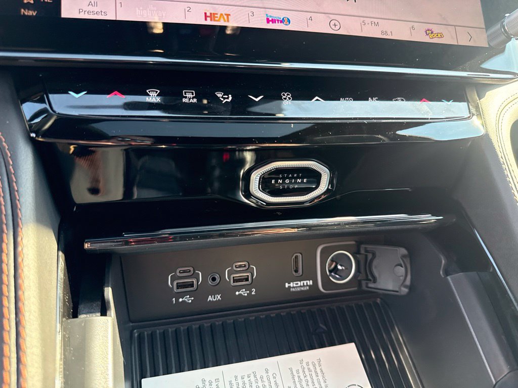 New 2027 Jeep Grand Cherokee Summit AWD/4WD image 15