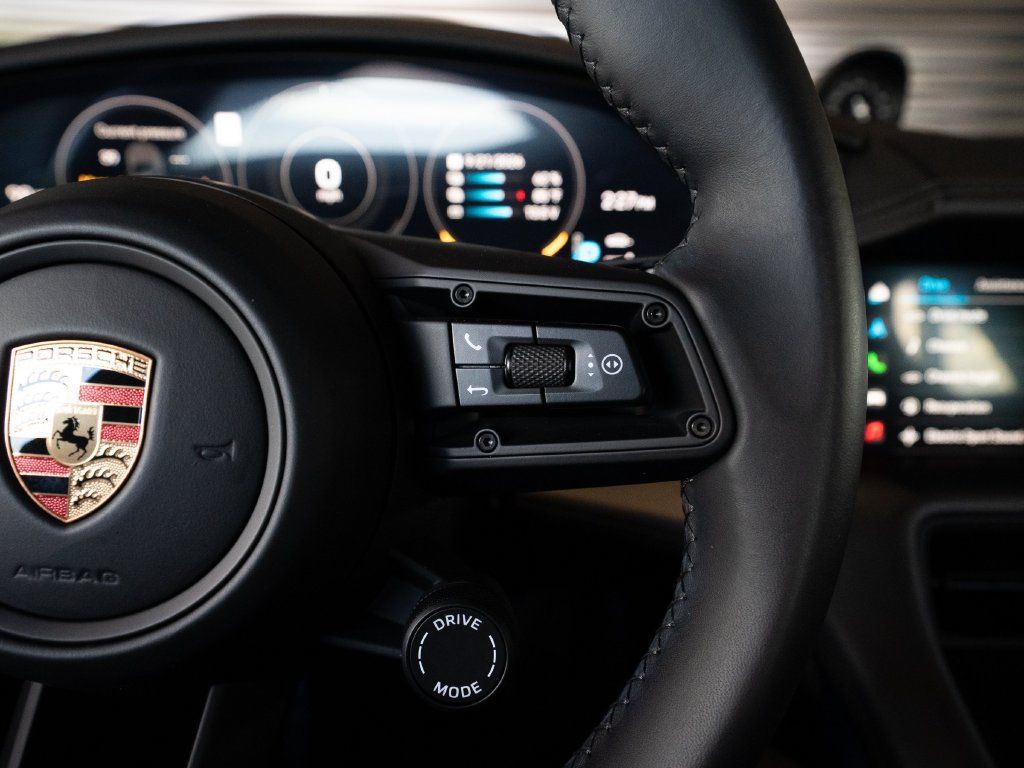 Certified 2023 Porsche Taycan 4S AWD/4WD image 16