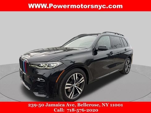 Used 2022 BMW X7 xDrive40i w/ M Sport Package AWD/4WD image 1