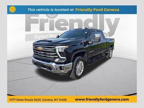 Used 2025 Chevrolet Silverado 3500 LTZ AWD/4WD image 1