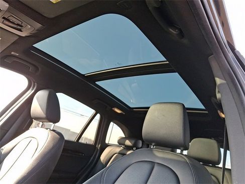 Used 2018 BMW X1 xDrive28i image 17