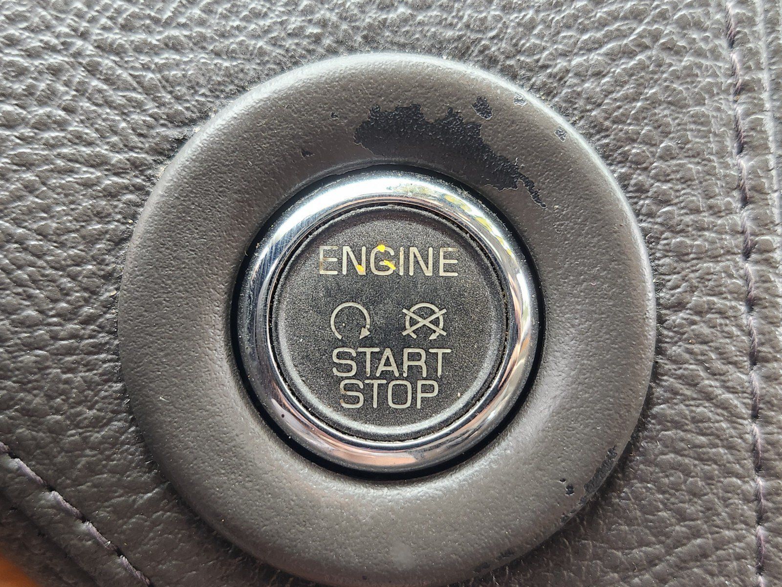 Used 2011 Lincoln MKX 2WD w/ 102A Rapid Spec Order Code image 30