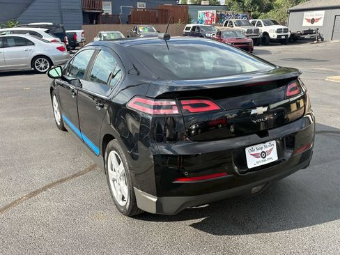 Used 2015 Chevrolet Volt Premium w/ Premium Trim Package FWD image 5