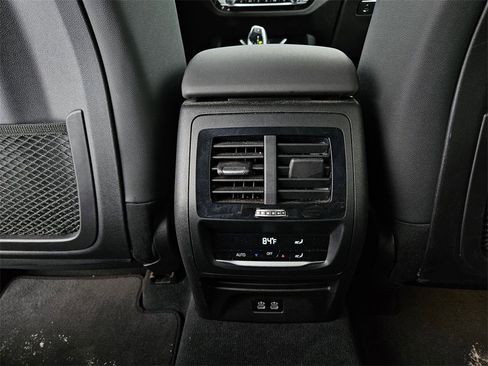 Used 2020 BMW X3 xDrive30i w/ Premium Package image 22