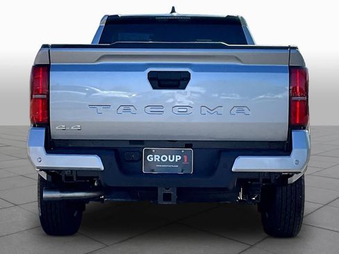 Used 2026 Toyota Tacoma SR5 image 5