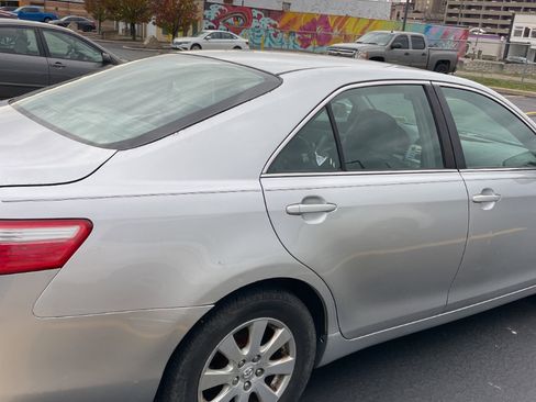 Used 2007 Toyota Camry LE image 9