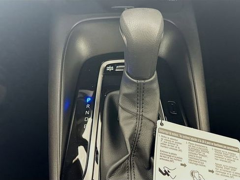 Used 2026 Toyota Corolla SE w/ SE Package image 16
