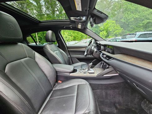 Used 2022 Alfa Romeo Stelvio Ti w/ Active Assist Plus Package image 57