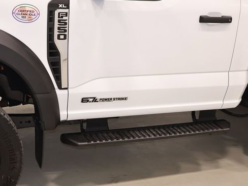 New 2026 Ford F550 4x4 Regular Cab Super Duty image 29