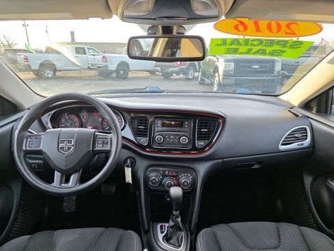 Used 2016 Dodge Dart SXT image 11
