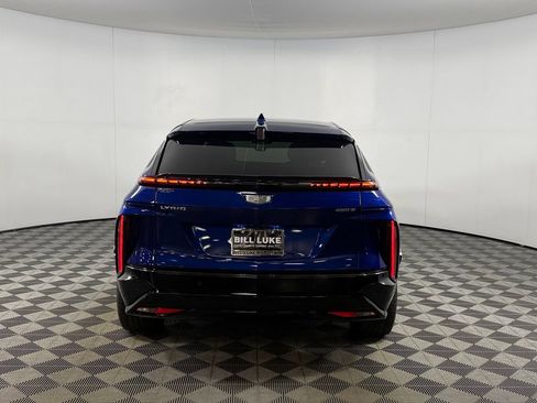 Used 2024 Cadillac Lyriq Luxury RWD image 9