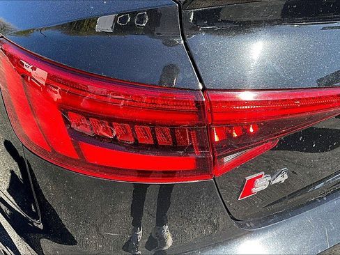 Used 2019 Audi A6 2.0T Premium w/ Convenience Package image 30