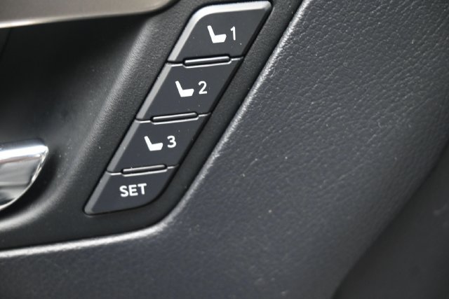 Used 2022 Lexus RX 350 FWD w/ Premium Package image 21