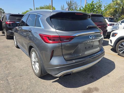 Used 2019 INFINITI QX50 Essential w/ Premium Heat Package FWD image 3
