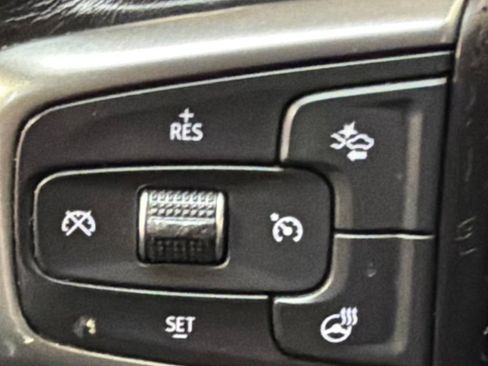Used 2021 Chevrolet Tahoe Z71 w/ Z71 Signature Package AWD/4WD image 24