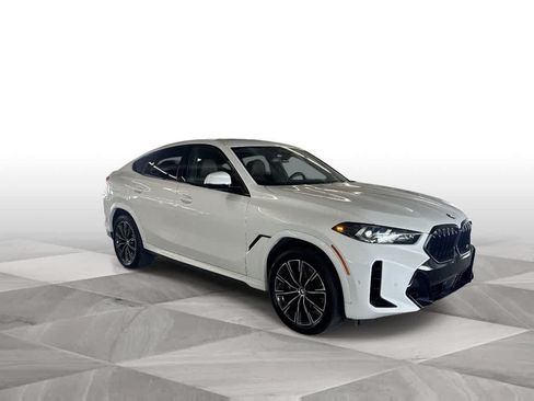 Used 2026 BMW X6 xDrive40i AWD/4WD image 2