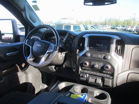 Certified 2020 Chevrolet Silverado 2500 LT w/ All Star Edition image 23