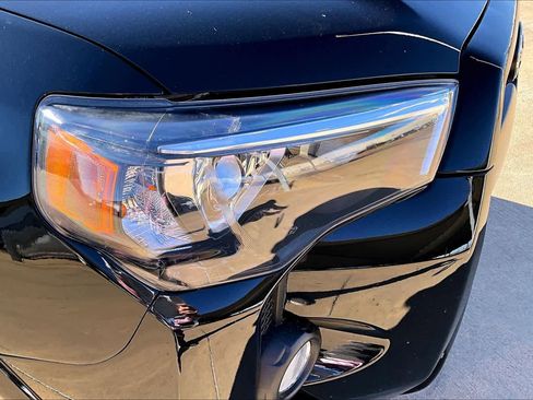 Used 2014 Toyota 4Runner SR5 image 25