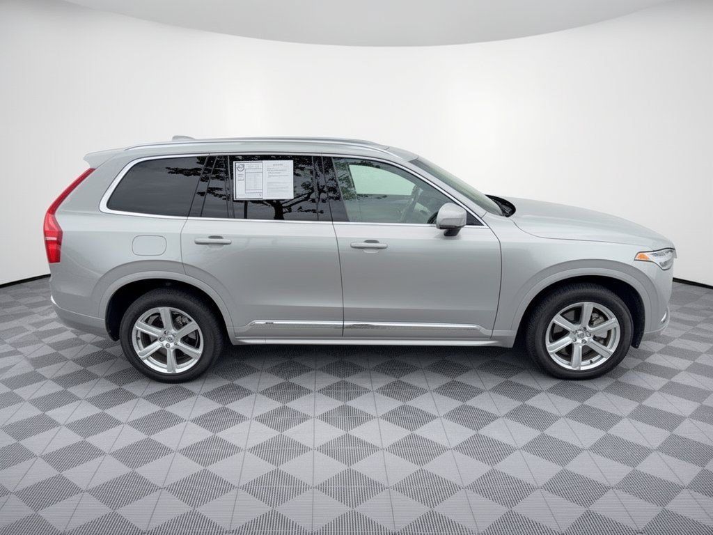 Used 2024 Volvo XC90 B5 Core w/ Protection Package Premier AWD/4WD image 8