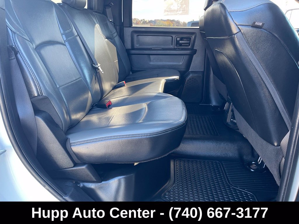 Used 2022 RAM 2500 Tradesman w/ Chrome Appearance Group AWD/4WD image 18