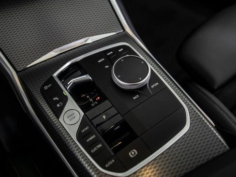 Used 2023 BMW 330e w/ M Sport Package image 35