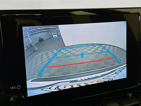 Used 2024 Toyota Corolla SE image 14