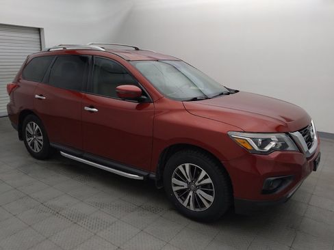 Used 2020 Nissan Pathfinder SL w/ Cargo Package FWD image 11