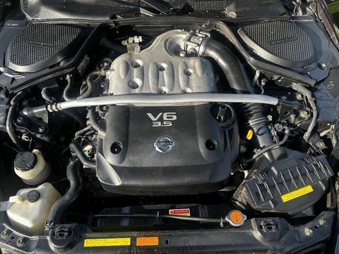 Used 2006 Nissan 350Z Touring w/ (N93) Cargo Convenience Pkg image 15