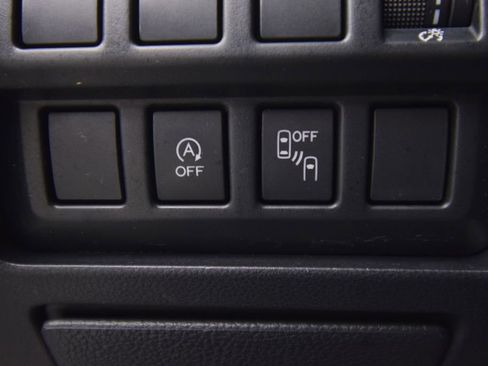 Used 2019 Subaru Forester Premium image 39