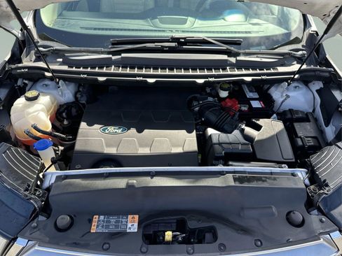 Used 2015 Ford Edge SEL w/ Equipment Group 201A image 21