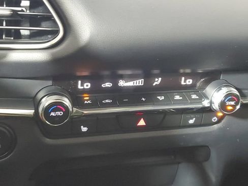 Certified 2025 MAZDA CX-30 AWD 2.5 S w/ Preferred Package image 33