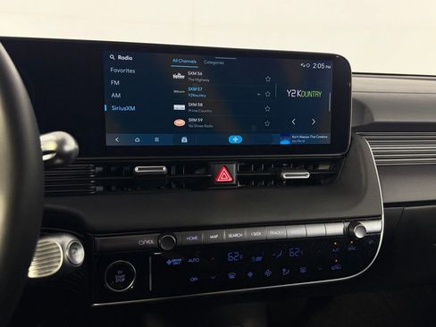 Used 2025 Hyundai Ioniq 5 SEL RWD image 14