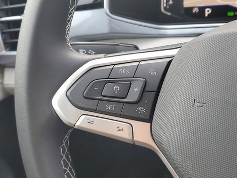 New 2026 Volkswagen Taos SEL image 16