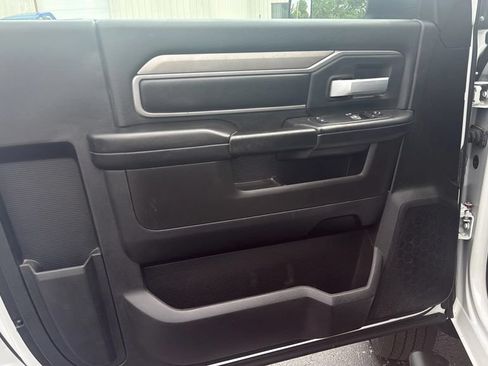 Used 2019 RAM 5500 Tradesman w/ Ambulance Prep Group AWD/4WD image 16