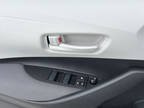 Used 2026 Toyota Corolla LE FWD image 14