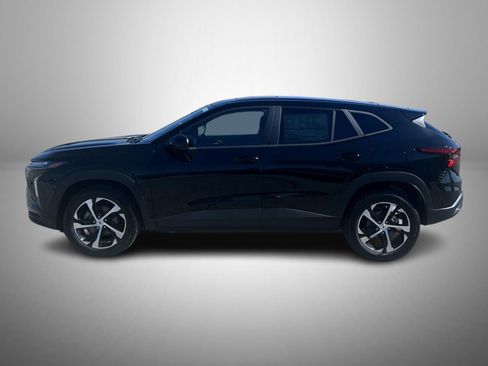 New 2026 Chevrolet Trax RS w/ Sunroof Package image 8