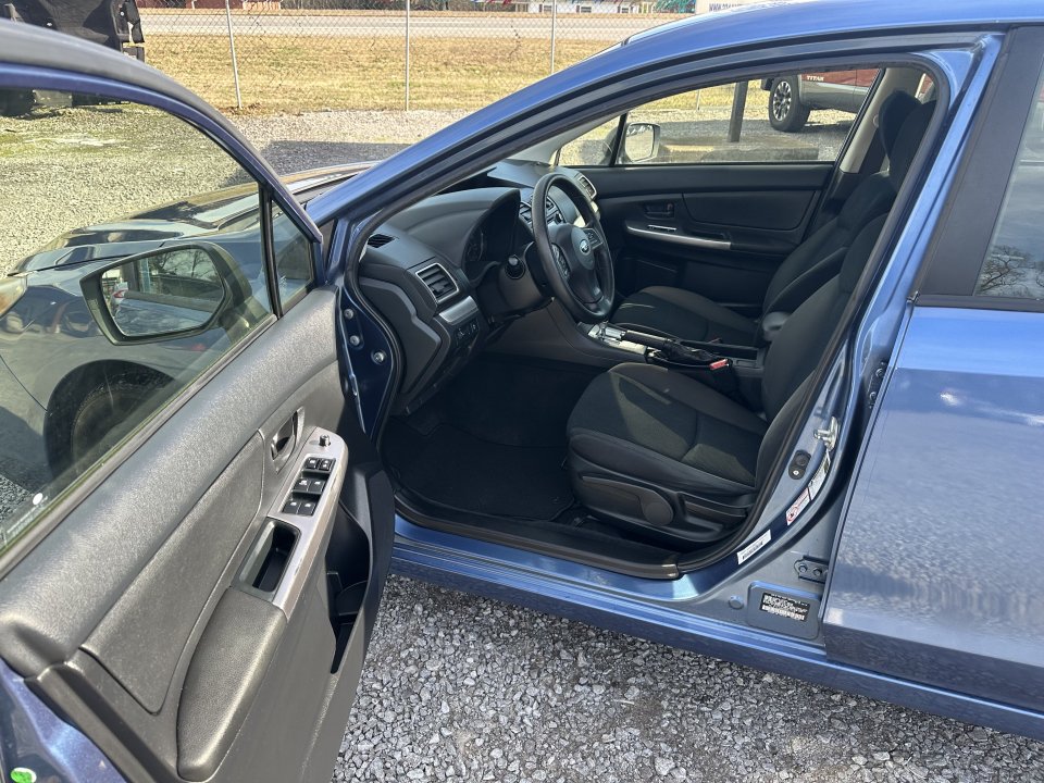 Used 2016 Subaru Impreza 2.0i AWD/4WD image 13