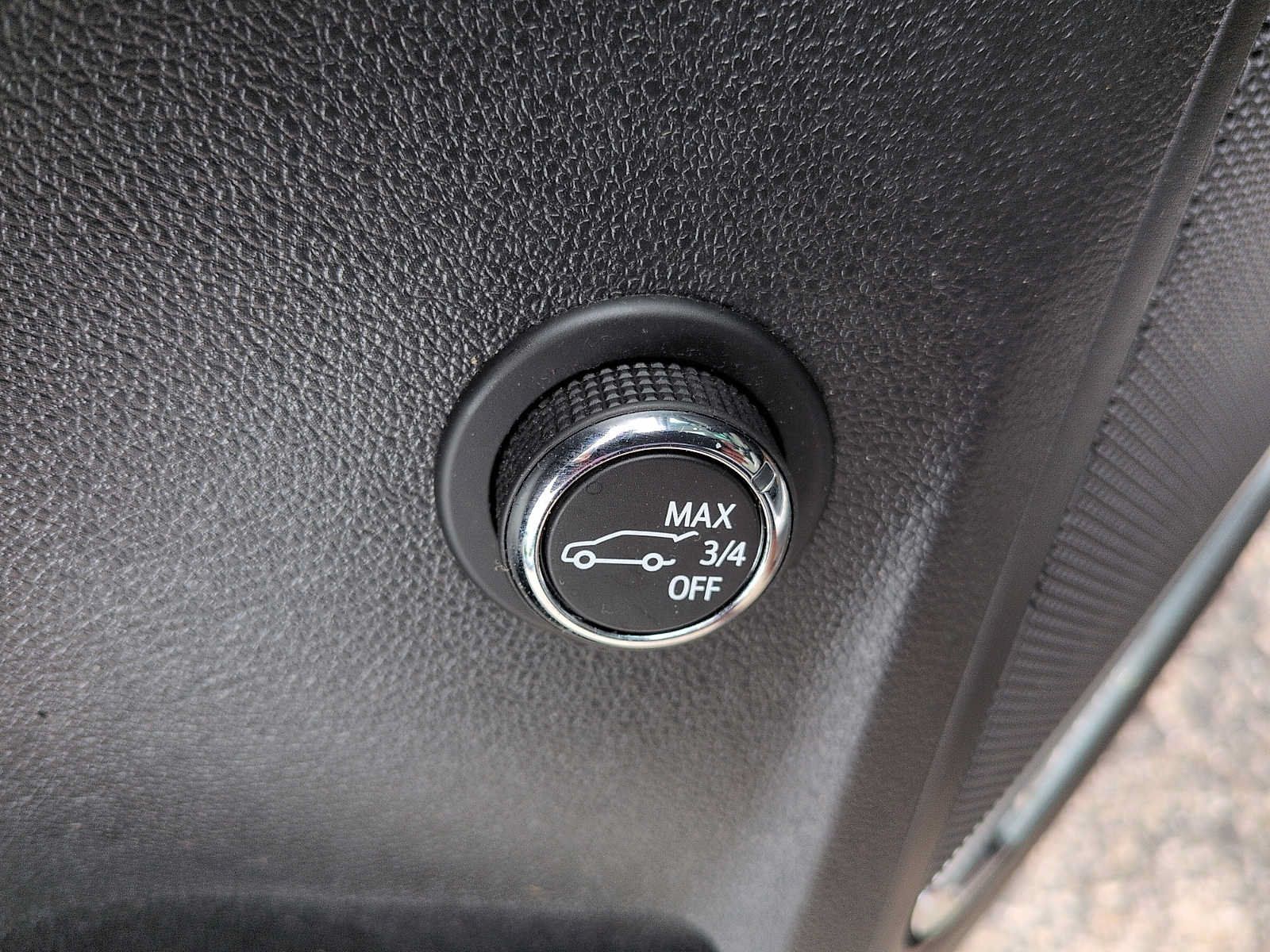 Used 2024 Buick Envision Avenir AWD/4WD image 17