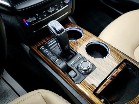 Used 2019 Maserati Ghibli S image 17