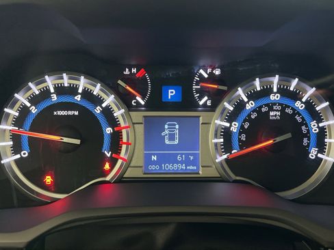 Used 2016 Toyota 4Runner SR5 Premium image 17