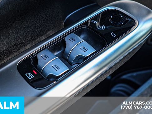 Used 2025 Mercedes-Benz C 300 C 300 image 48