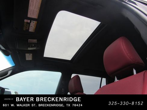 Used 2023 Lexus GX 460 Premium image 19