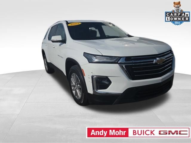 Used 2023 Chevrolet Traverse LT FWD image 3