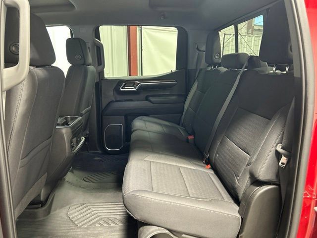 Used 2022 Chevrolet Silverado 1500 LT Trail Boss w/ Convenience Package II AWD/4WD image 16